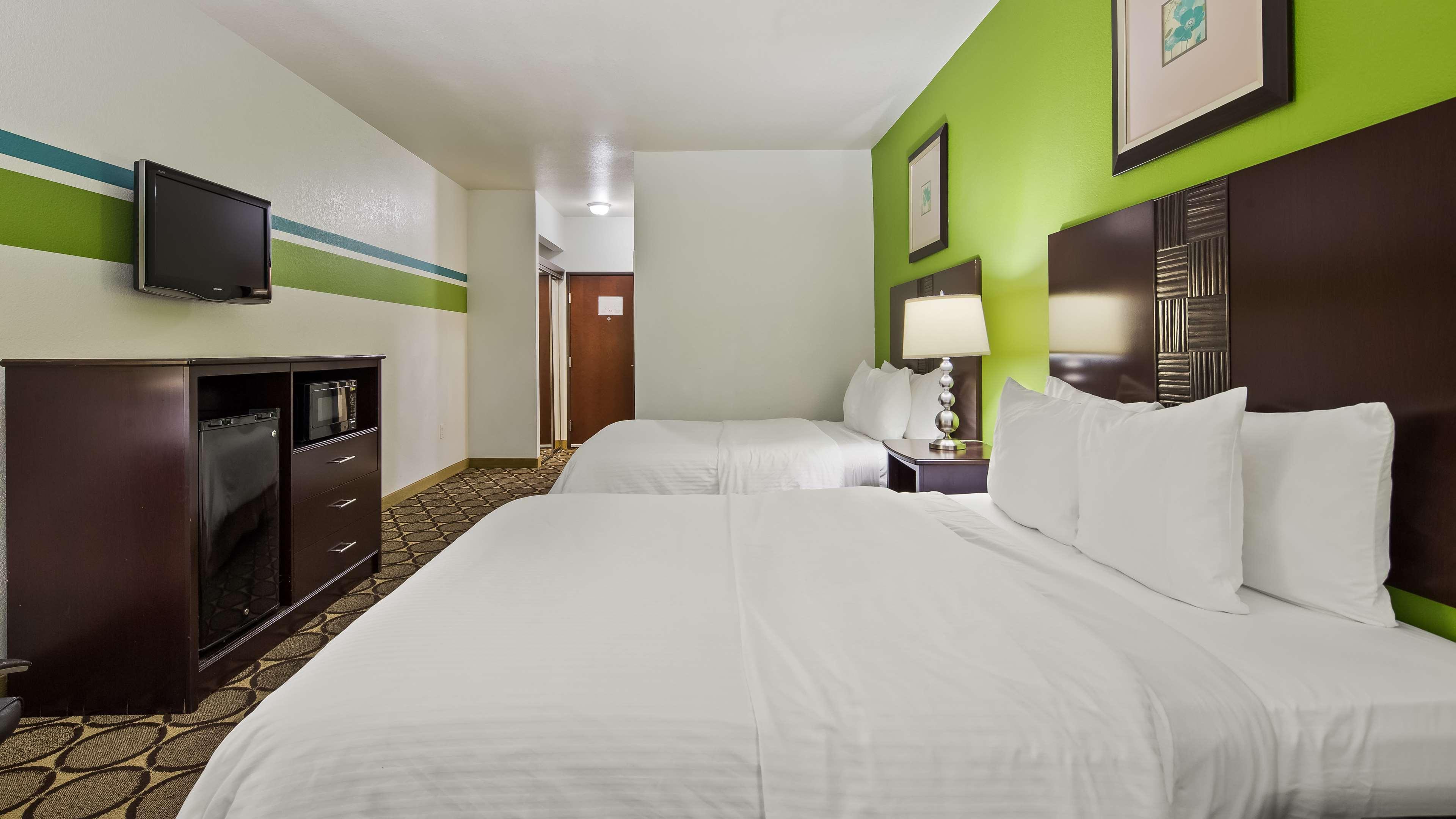 Best Western Douglas Inn & Suites Esterno foto
