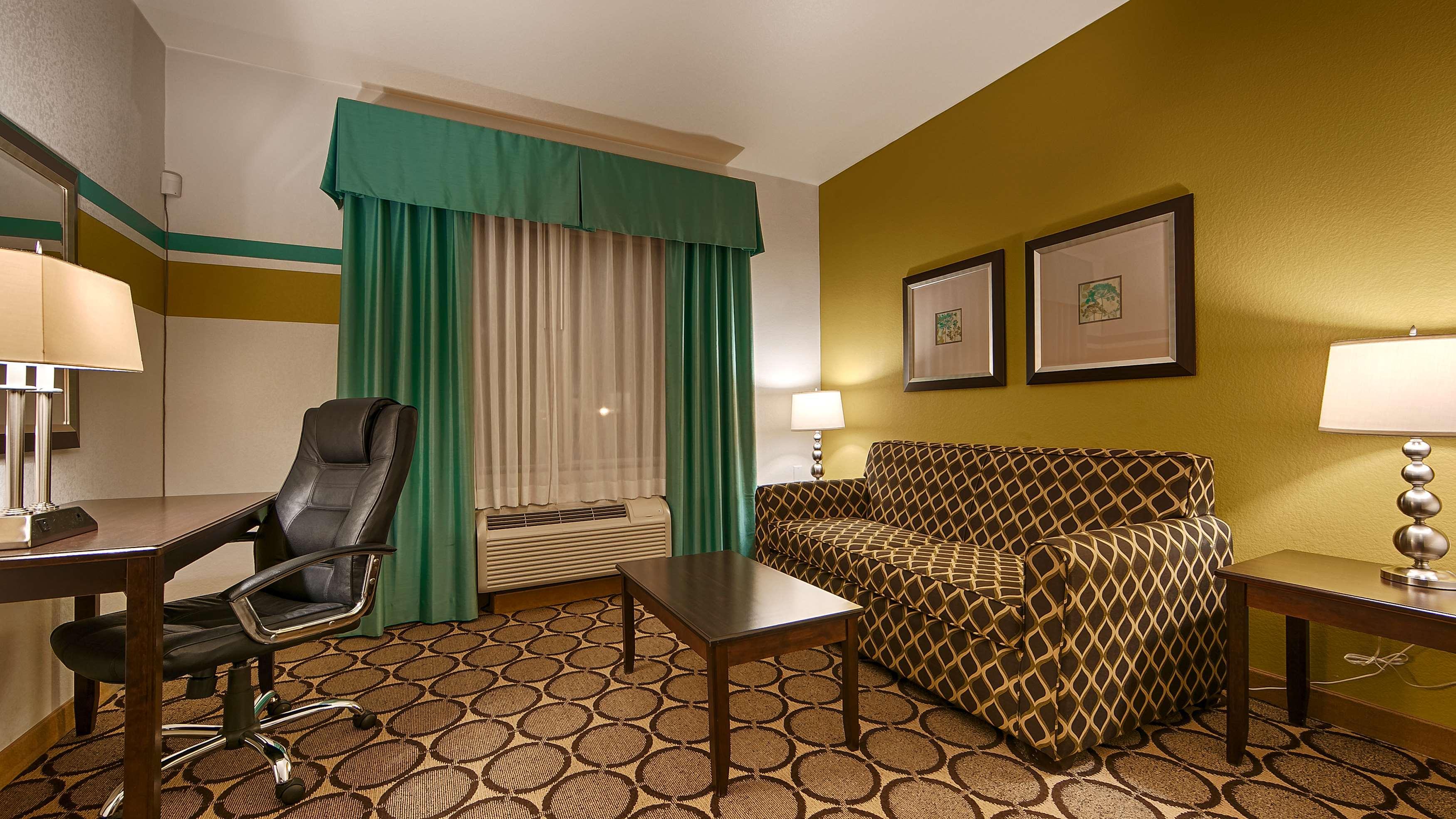 Best Western Douglas Inn & Suites Esterno foto